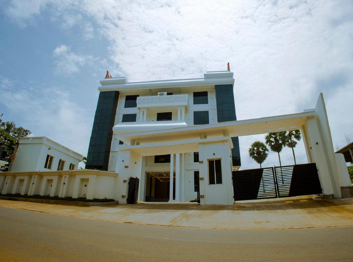 Kkm International Hotel Kuzhittura Exterior foto